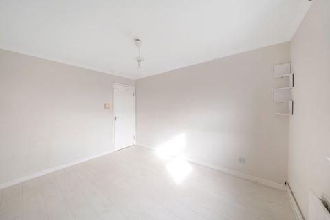 1 bedroom flat for sale, Balmoral Road, Worcester Park KT4