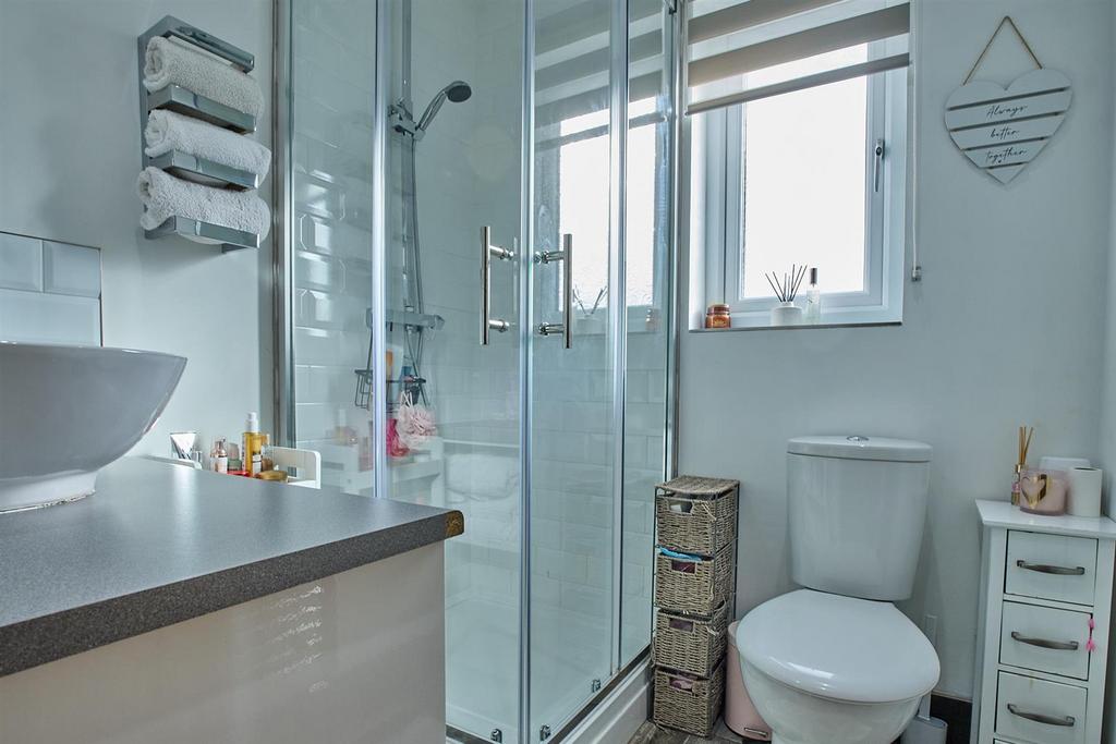 Shower room to front