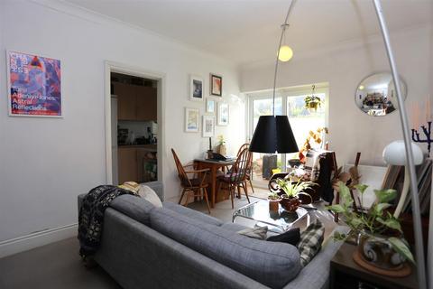 undefined, Alfred Road, Brighton