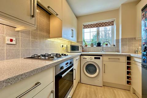 3 bedroom terraced house for sale, Hammonds Lane, Billericay CM11