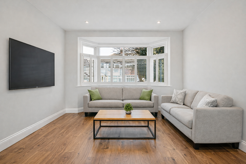 3 bedroom terraced house for sale, Tennyson Avenue, New Malden KT3