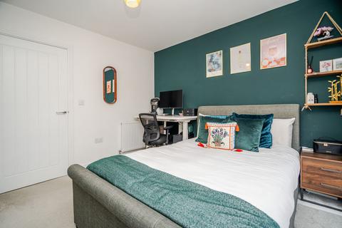 undefined, Galapagos Grove, Newton Leys, Milton Keynes, MK3