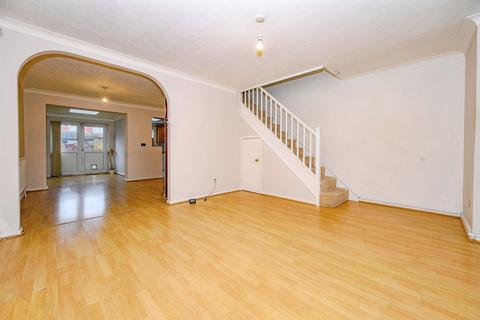undefined, Temple Close, Luton