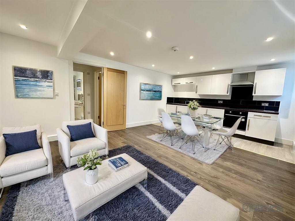 Virtual Staging AI - p6 Rf FH8 AVEeoq3 OTLLw Jn Q - 1 No