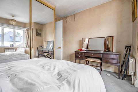 2 bedroom flat for sale, Vivian Avenue, London