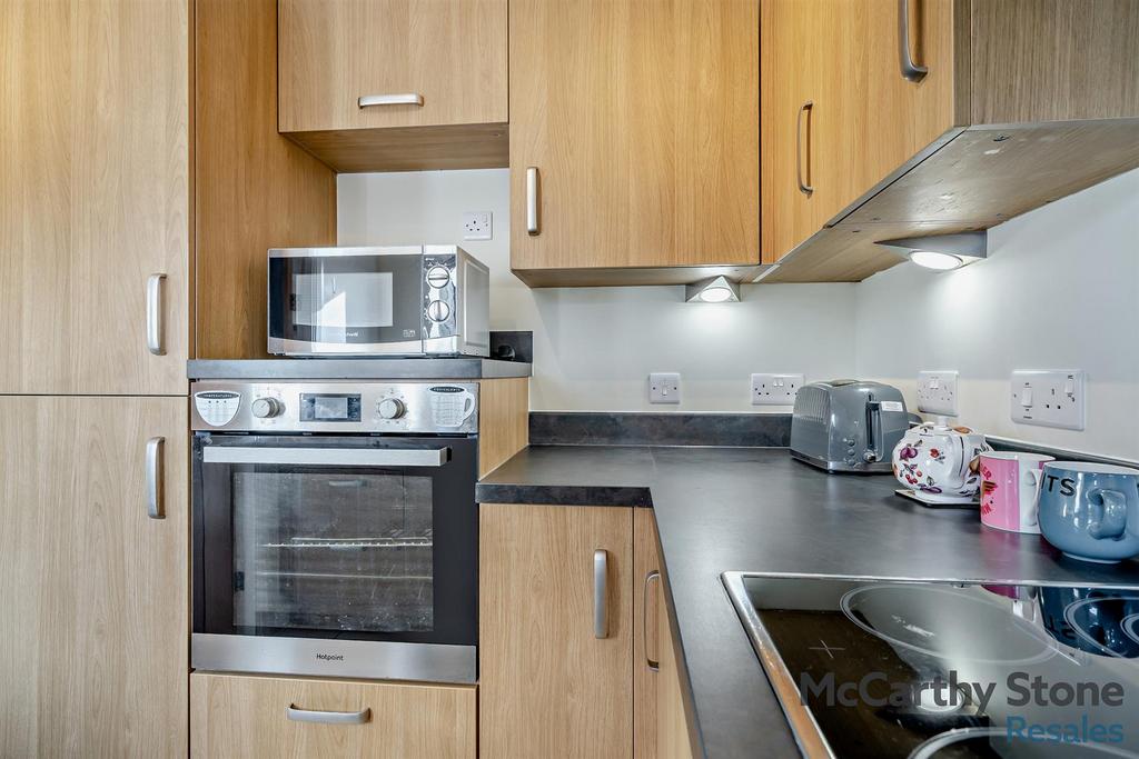 8678976-interior06-800.jpg