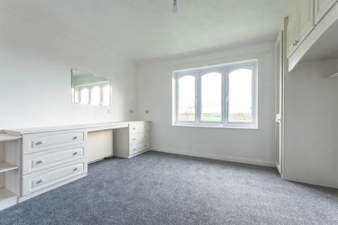 2 bedroom flat for sale, Newnham Green, Maldon