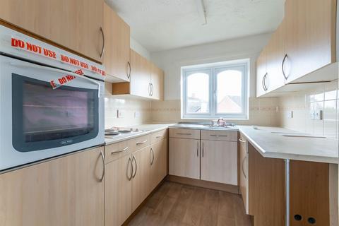 2 bedroom flat for sale, Newnham Green, Maldon