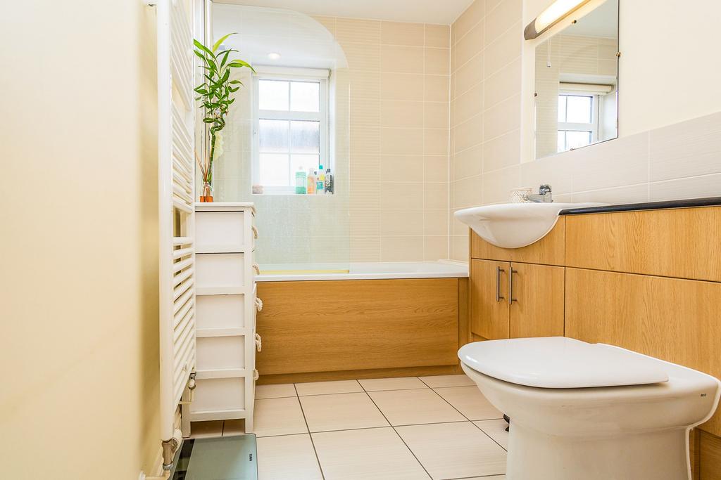Bath2.jpg