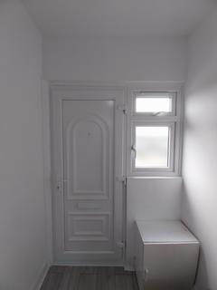 2 bedroom flat to rent, Alexandra Avenue, Harrow, HA2