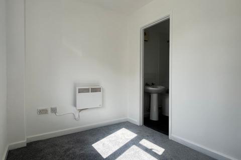 1 bedroom apartment to rent, Melbourne Street West, Gloucester GL1