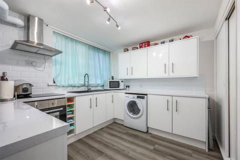 undefined, Marine Court, Cornwall PL11