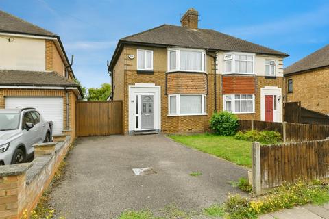 3 bedroom semi-detached house for sale, Strathmore Avenue, Hitchin
