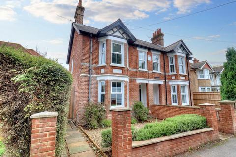 undefined, Wycombe Road, High Wycombe HP14