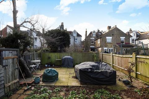 1 bedroom flat for sale, Hopton Road, London SW16