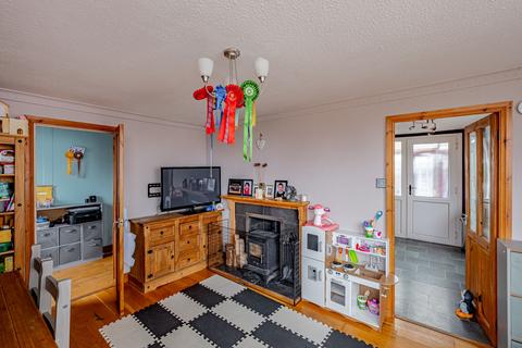 2 bedroom detached bungalow for sale, 17 Redhall Road, Templand, DG11