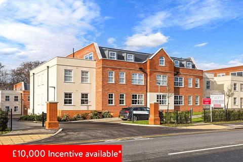1 bedroom apartment for sale, Riverside Gardens, Oatlands Drive, Weybridge, KT13