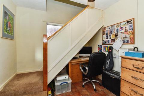 undefined, Ferozeshah Road, Northfields, DEVIZES