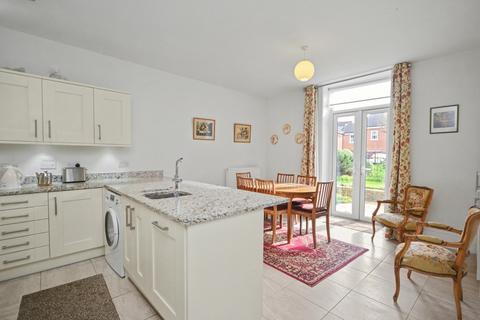 2 bedroom flat for sale, Salisbury City Centre