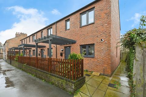 2 bedroom end of terrace house for sale, Fishermans Walk, KING'S LYNN