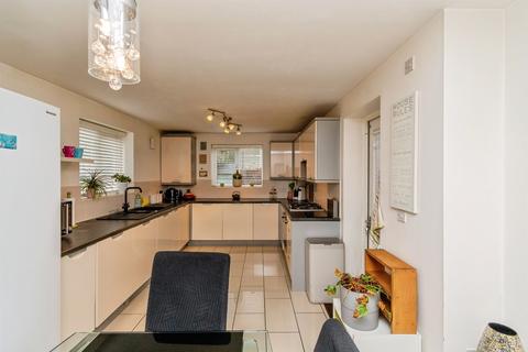4 bedroom detached house for sale, Cartbridge Lane South, Walsall