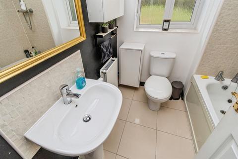 4 bedroom detached house for sale, Cartbridge Lane South, Walsall
