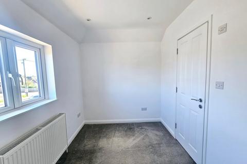 undefined, Hampton Lane, Blackfield, SOUTHAMPTON