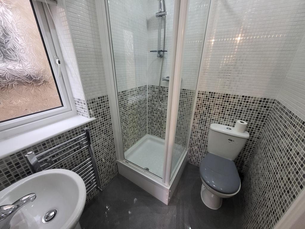 En-suite Bathroom