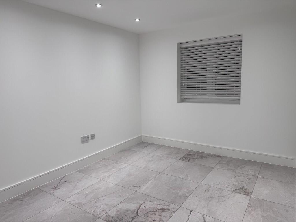 Bright, recently renovated living space with li...