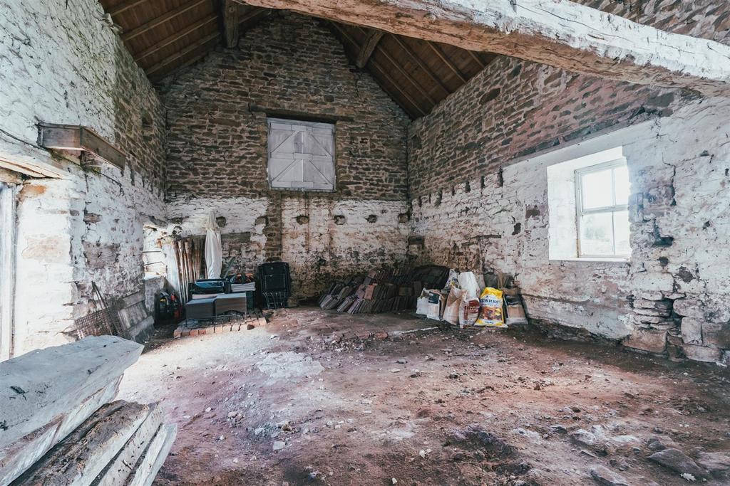 Barn 5