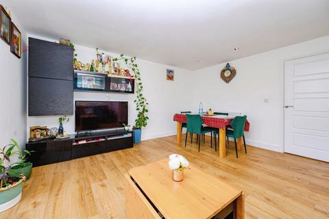 undefined, Woodwhite Way, HEMEL HEMPSTEAD