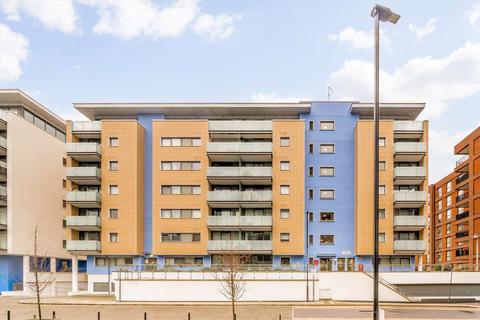 1 bedroom flat to rent, Gallions Road, London E16