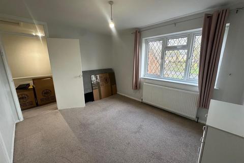 Studio to rent, Roman Way, Andover