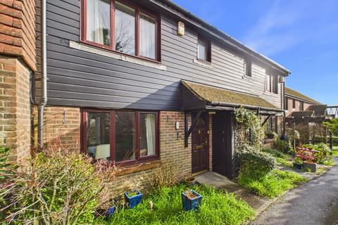 2 bedroom terraced house for sale, Market Road, Battle, TN33