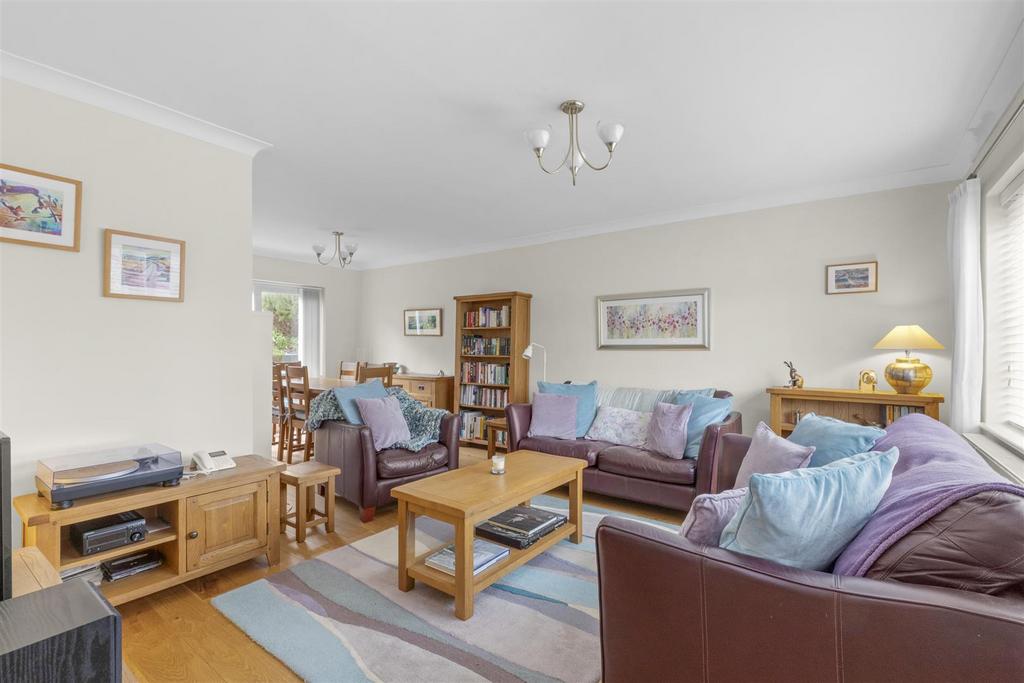 23 Rye View, HP13 6 HL-7.jpg