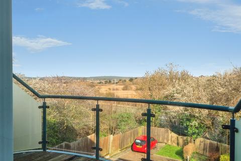 2 bedroom flat for sale, Goldcroft Avenue, Weymouth