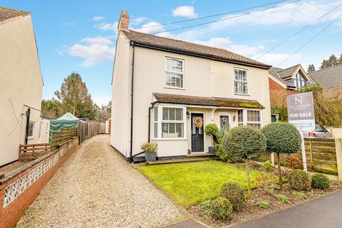 4 bedroom semi-detached house for sale, Norwich Road, Fakenham, Norfolk