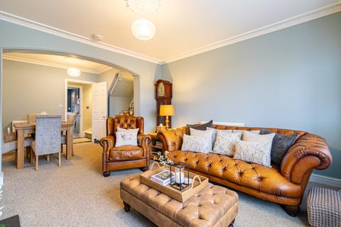 4 bedroom semi-detached house for sale, Norwich Road, Fakenham, Norfolk