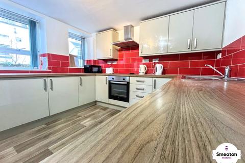 1 bedroom terraced house to rent, 77-87 Houndiscombe Road, Devon PL4