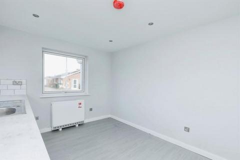 2 bedroom bungalow to rent, Meadow Close, Shipdham, THETFORD