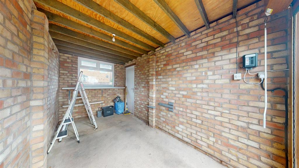 Saltdean Close, 1 Garage.jpg