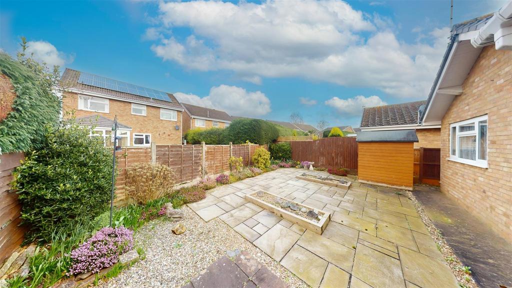 Saltdean Close, 1 Garden..jpg