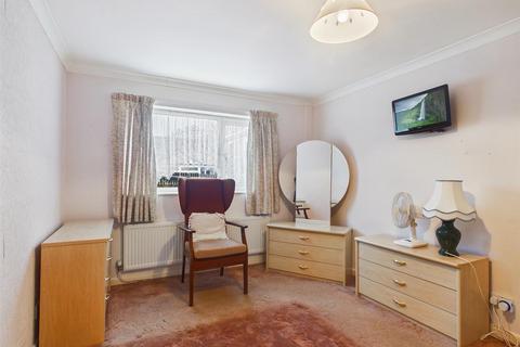 3 bedroom detached house for sale, Kendal Close, Buxton