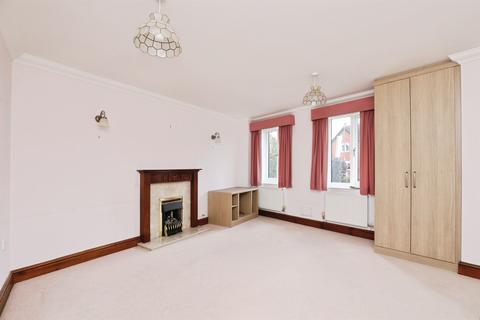 2 bedroom terraced house for sale, Honeysuckle Drive, Dereham