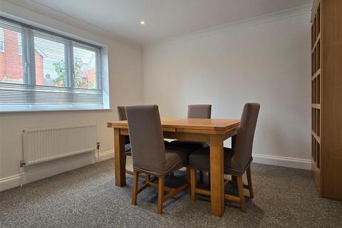 undefined, Devereaux Court, Ipswich