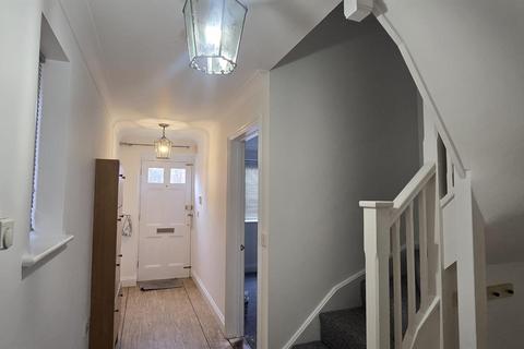 undefined, Devereaux Court, Ipswich