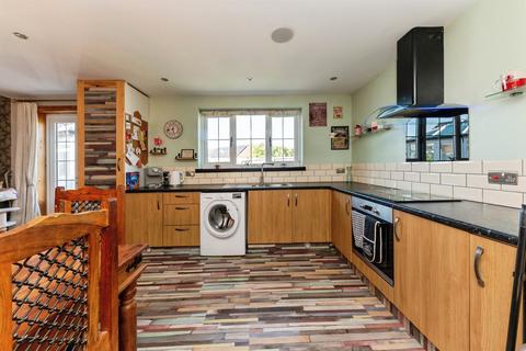 3 bedroom detached bungalow for sale, Meakers Way, Huttoft, Alford