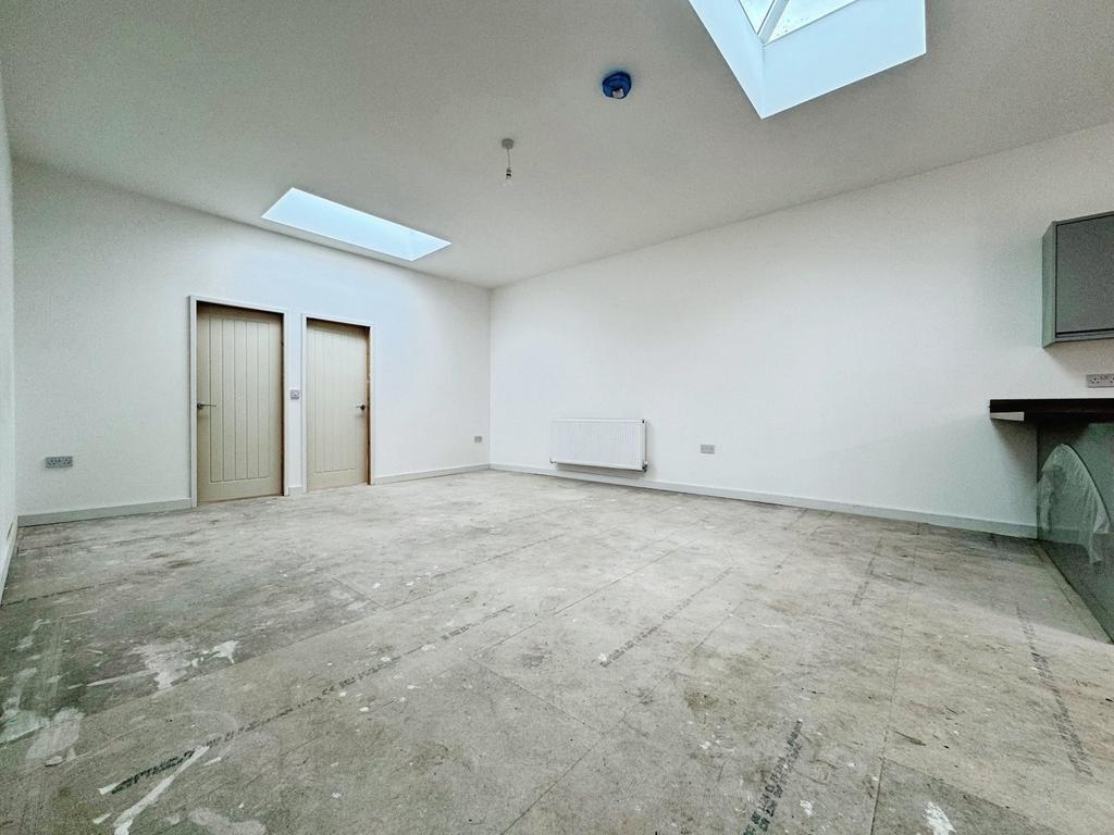Living Dining Area