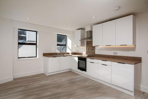 undefined, Apt 4 Woodford House