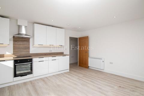 undefined, Apt 4 Woodford House